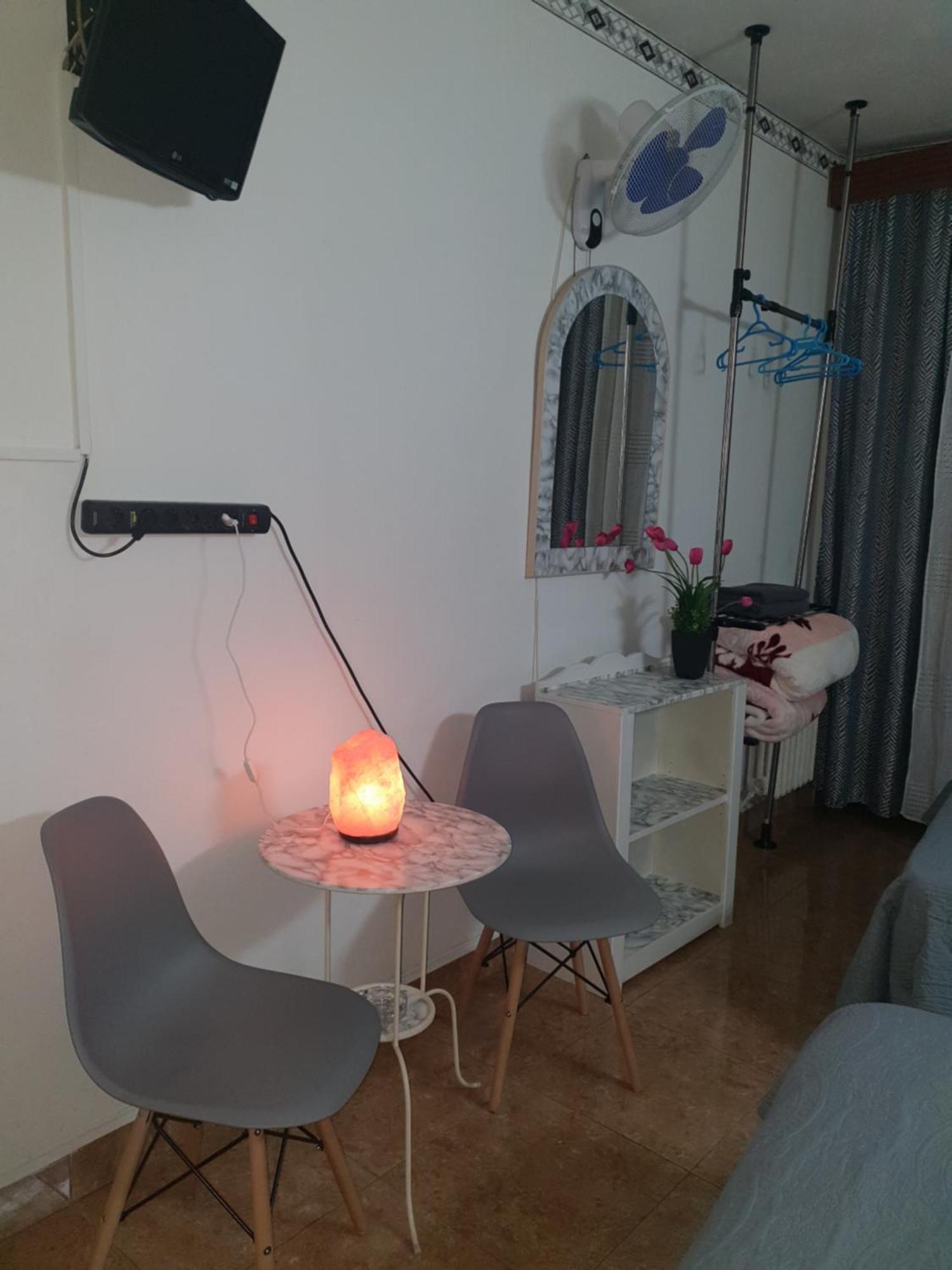 Hostal Diaz - Madrid — Photos 2